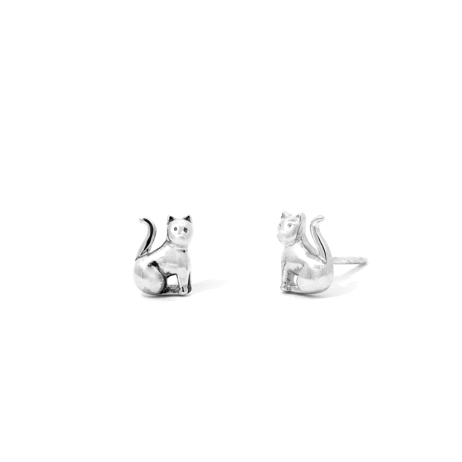 Loytee Studs Earrings SE31273