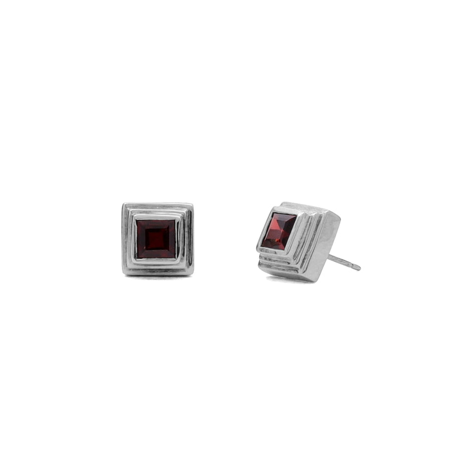 Loytee Studs Earrings SE5924GA